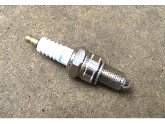 Joyner 650cc Standard spark plug