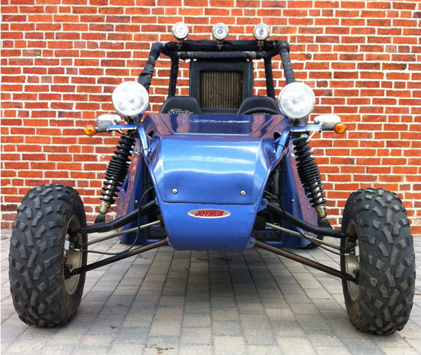 howie-blue-dh2.jpg