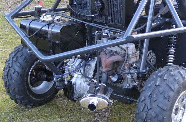 joyrider-900cc-engine-fitte.jpg